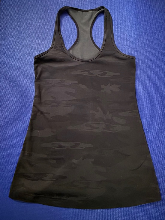 Lululemon racer back tank - Picture 1 of 2